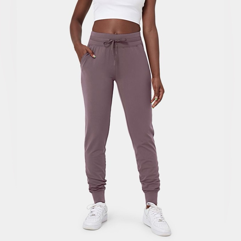 Halara High Waisted Side Pocket Cool Touch Joggers NEW MED PETITE !!!UPF50+💜